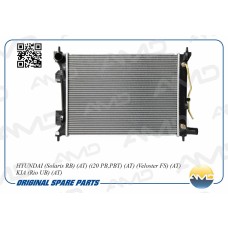 Радиатор охлаждения Hyundai Solaris 10-; Kia Rio 11- АКПП AMD.R232