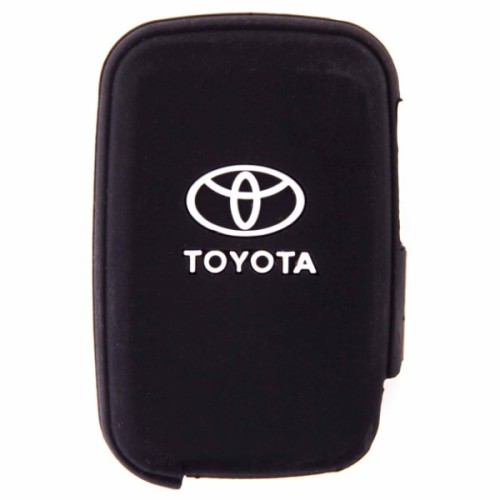 Чехол на ключ Toyota Camry/Crown/Prado силиконовый с логотипом Skyway S05701014